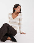 Hollister fitted cable knit v neck jumper in cream stripe