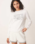 Nike Club Fleece retro logo sweatshirt in grey, front view