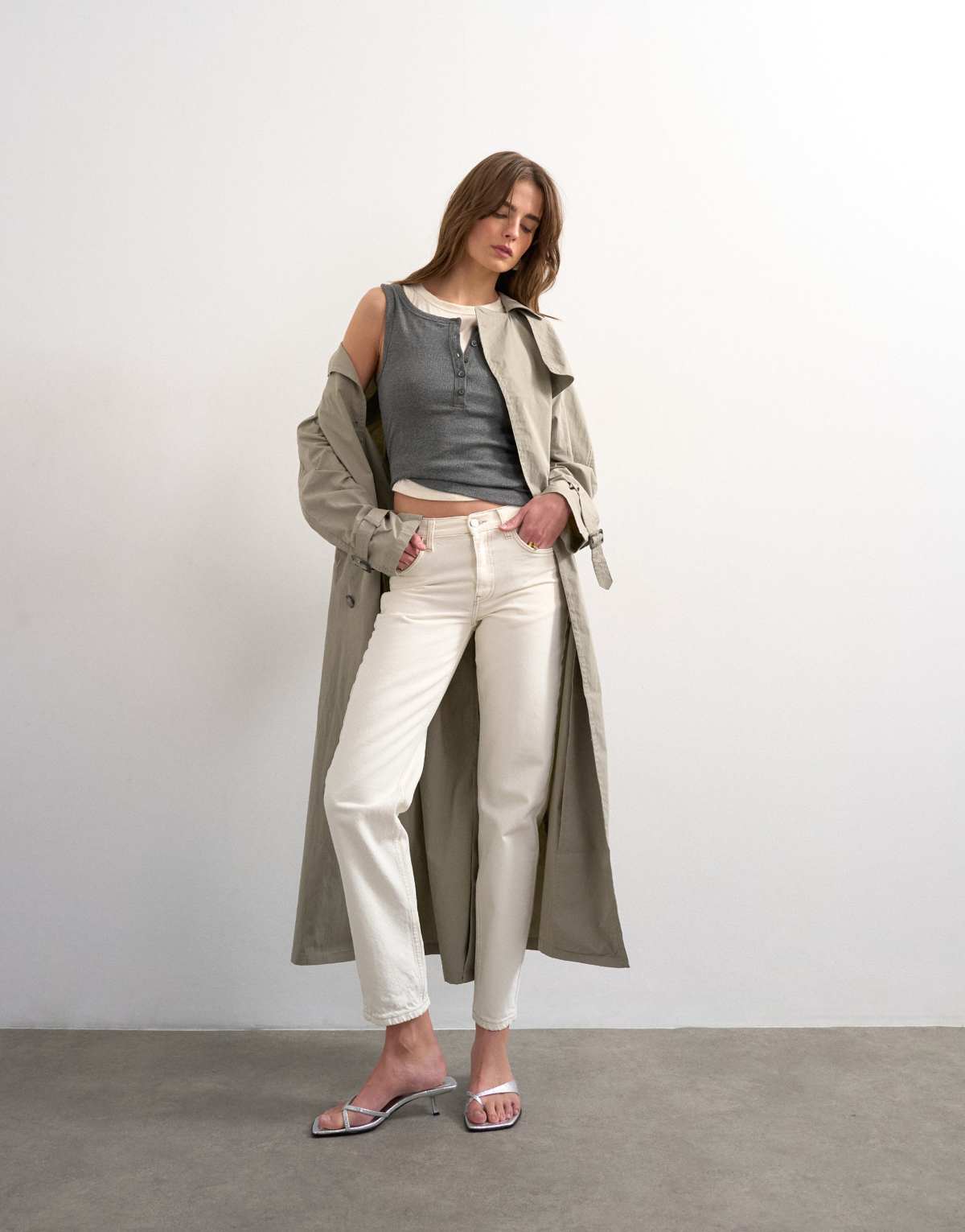Topshop Runway mid rise straight jean in bone, front view