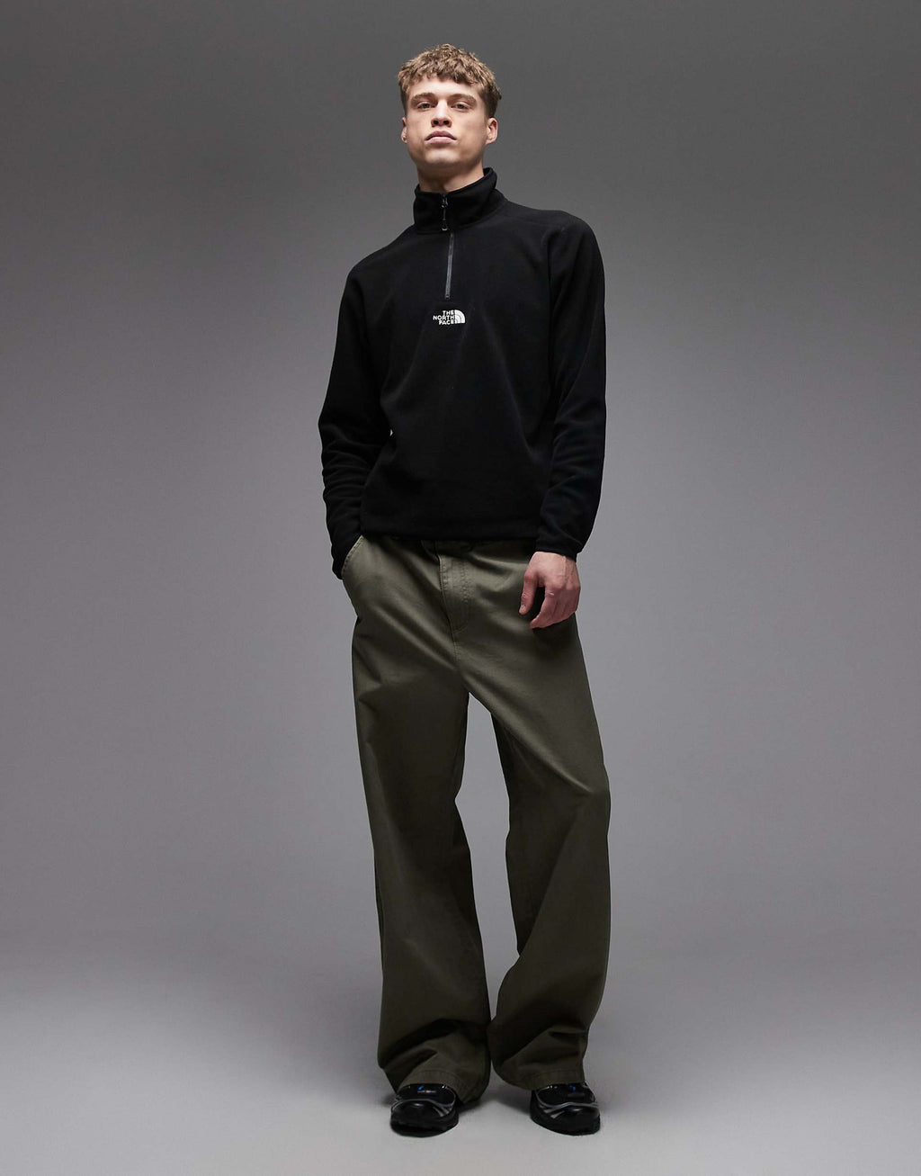 The North Face Glacier Embroidered Logo 1/4 zip in black