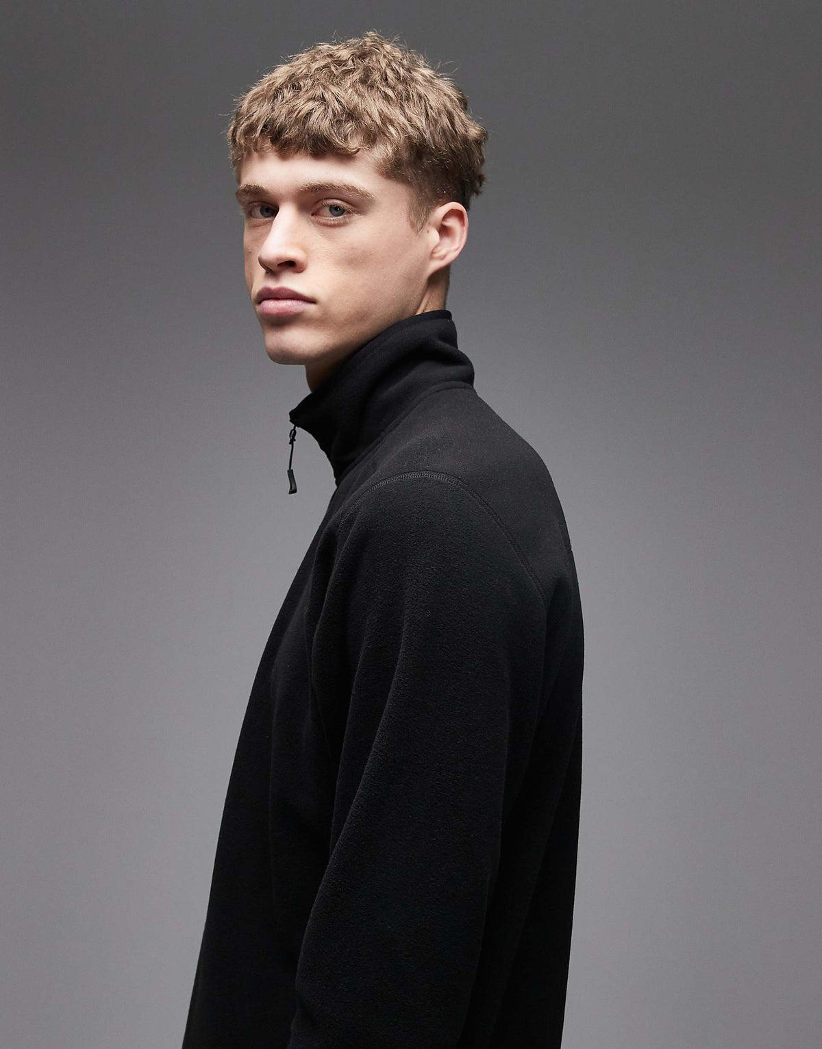 The North Face Glacier Embroidered Logo 1/4 zip in black