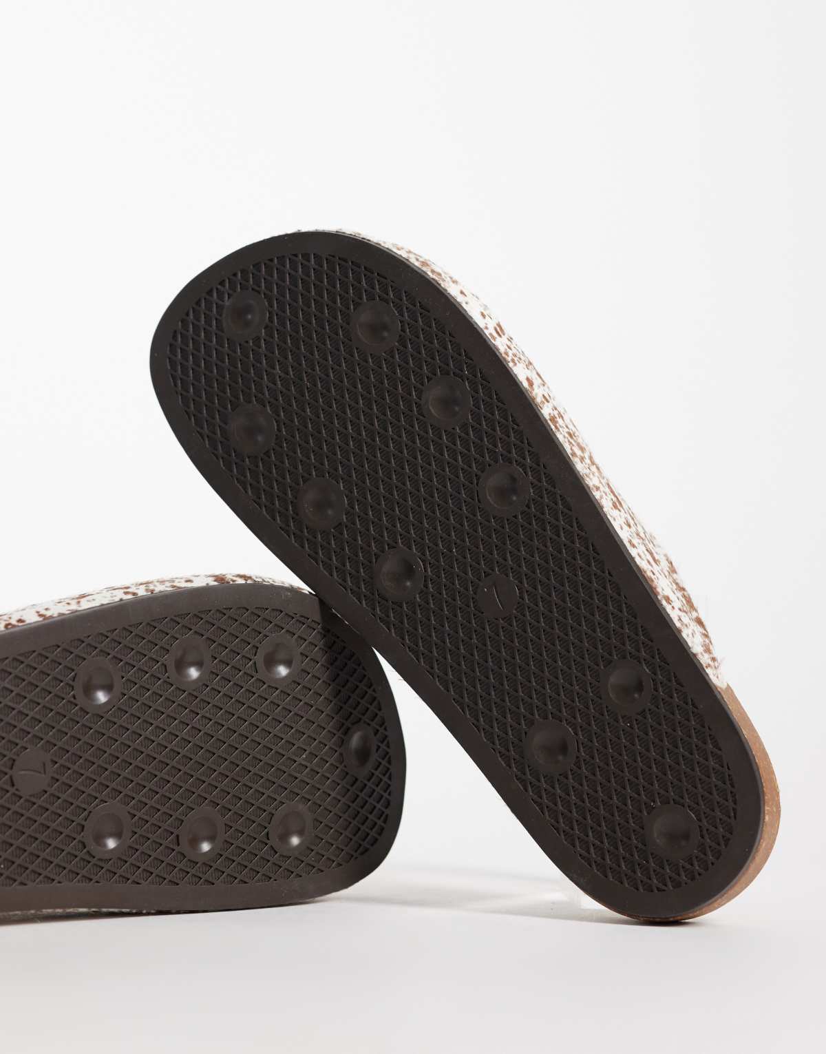 adidas Originals Adimule slides in cow print, detail view