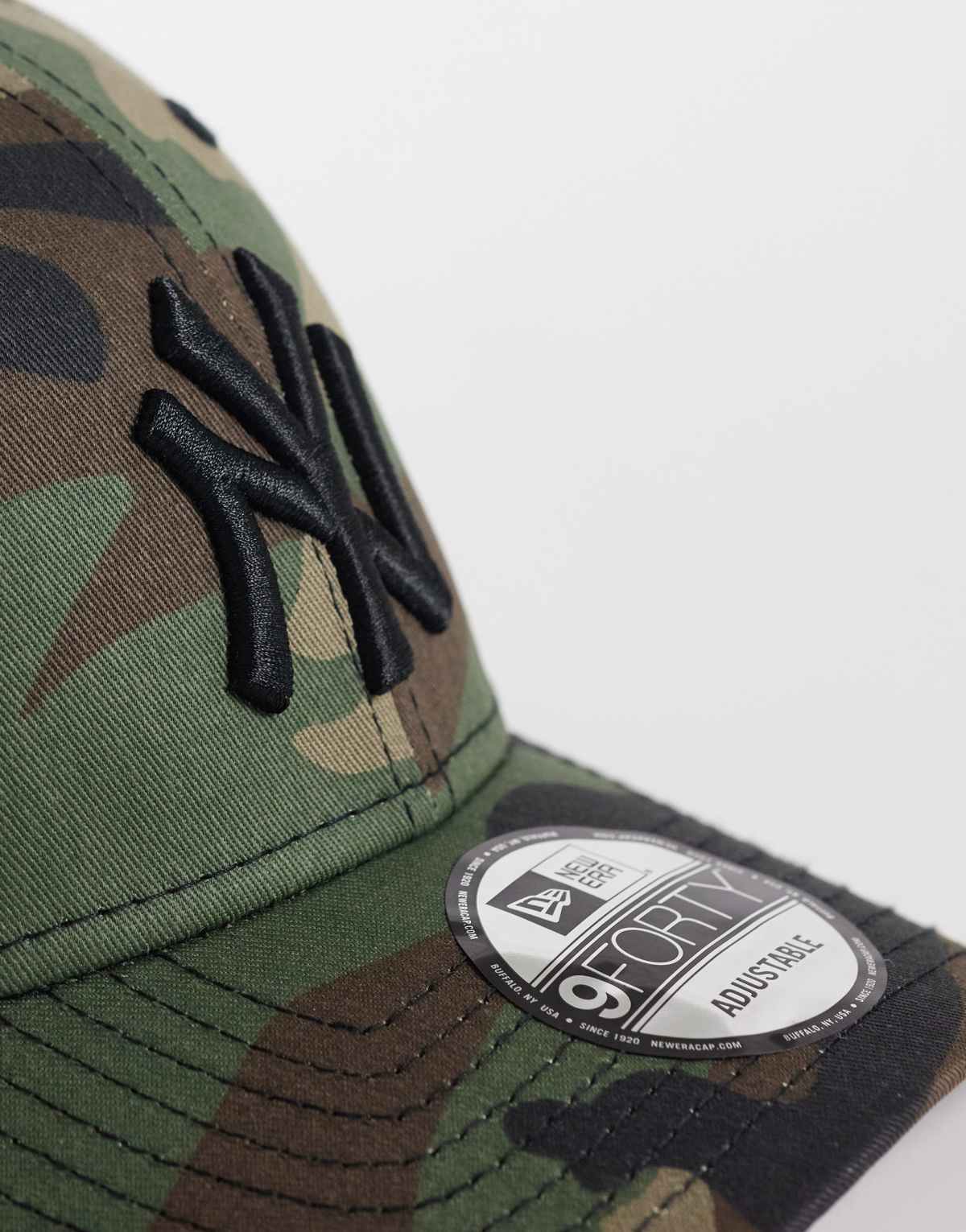 New Era 9FORTY essential cap in camo, side view