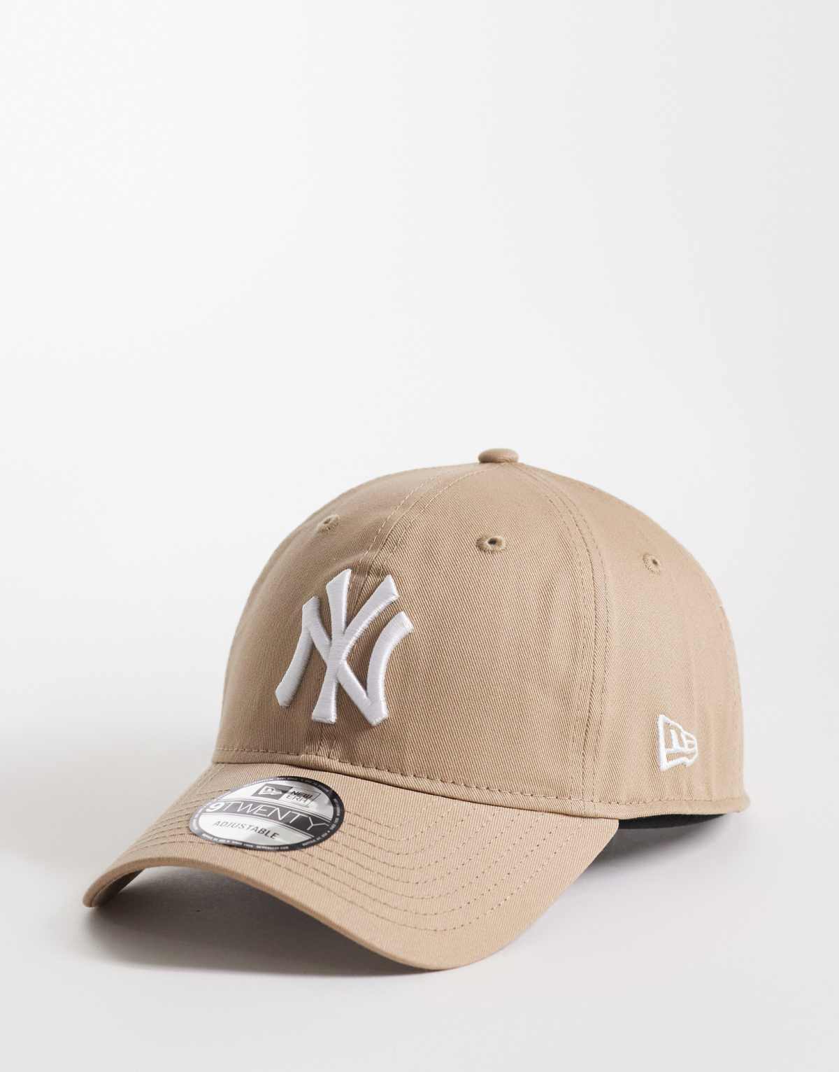 New Era NY Yankees 9TWENTY cap in beige, front view