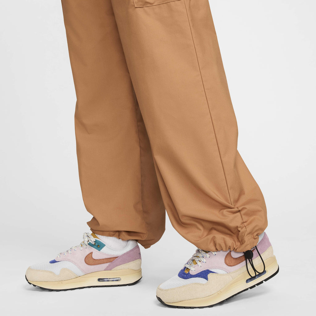Nike Sportswear Everything Wovens mid-rise cargo trousers in flax, alternate view
